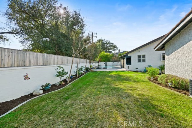 Large Grass Area On The Other Half Of The Yard