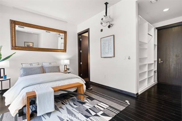 Detail Gallery Image 24 of 32 For 655 S Hope St #1508,  Los Angeles,  CA 90017 - 1 Beds | 1 Baths