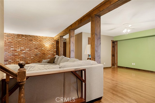 Detail Gallery Image 18 of 39 For 30941 Glen Oak, Running Springs,  CA 92382 - 3 Beds | 2 Baths