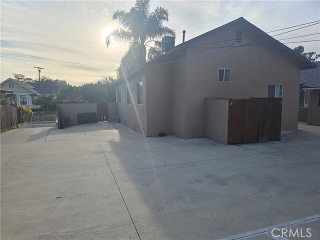 Detail Gallery Image 12 of 14 For 964 Cypress, Pasadena,  CA 91103 - 3 Beds | 2 Baths