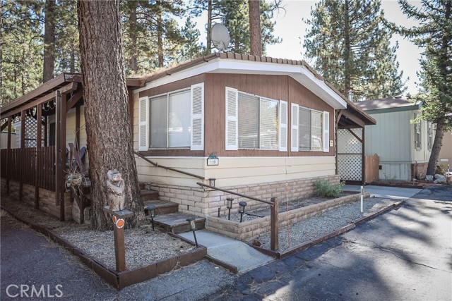 Detail Gallery Image 3 of 24 For 475 Thrush Dr #15,  Big Bear Lake,  CA 92315 - 2 Beds | 2 Baths