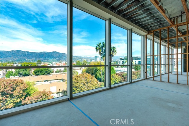 Image 16 of 27 For 606 Broadway