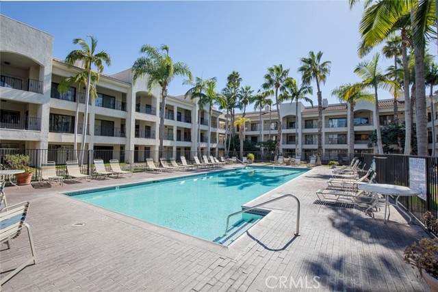 Detail Gallery Image 5 of 19 For 11600 Warner Ave #436,  Fountain Valley,  CA 92708 - 2 Beds | 2 Baths