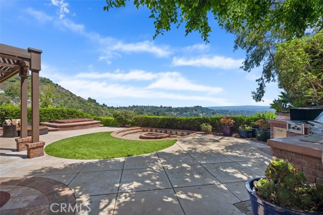 6150 E West View Drive, Orange CA: https://media.crmls.org/medias/3e34b1f1-2935-4dfe-9aa9-fc2905f47a3d.jpg