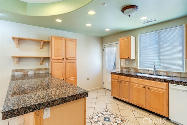 Detail Gallery Image 8 of 27 For 11023 San Juan St a,  Loma Linda,  CA 92354 - 3 Beds | 2 Baths