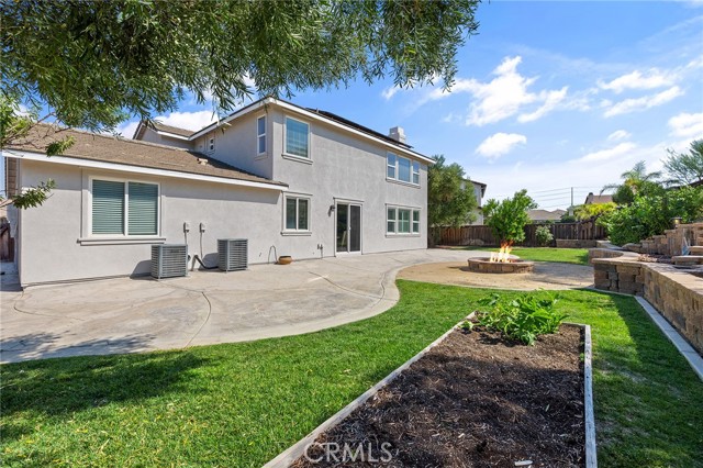 28481 Scenic Bay Cove, Menifee CA: https://media.crmls.org/medias/3e373352-7e00-49f5-a01d-b6428324c68d.jpg