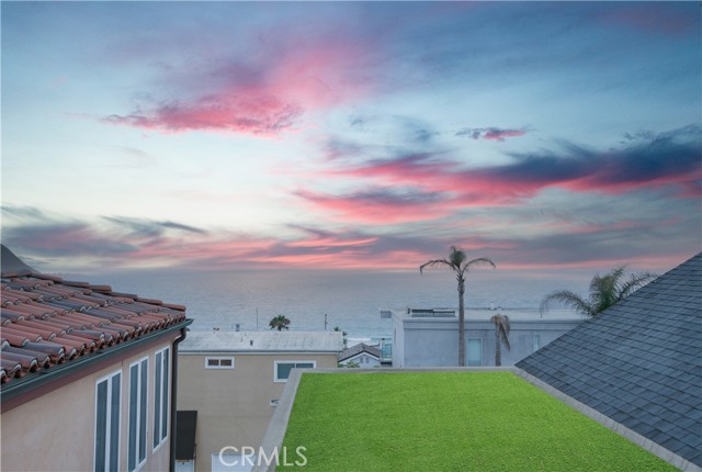 3207 Crest Drive, Manhattan Beach, California 90266, 3 Bedrooms Bedrooms, ,3 BathroomsBathrooms,Residential,Sold,Crest,PW21156135