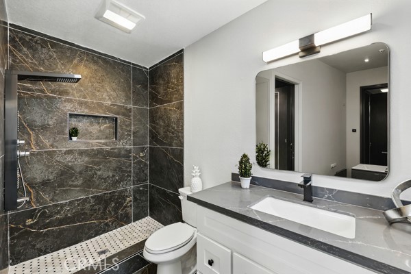 Detail Gallery Image 18 of 27 For 1608 E Helmick St, Carson,  CA 90746 - 3 Beds | 2 Baths
