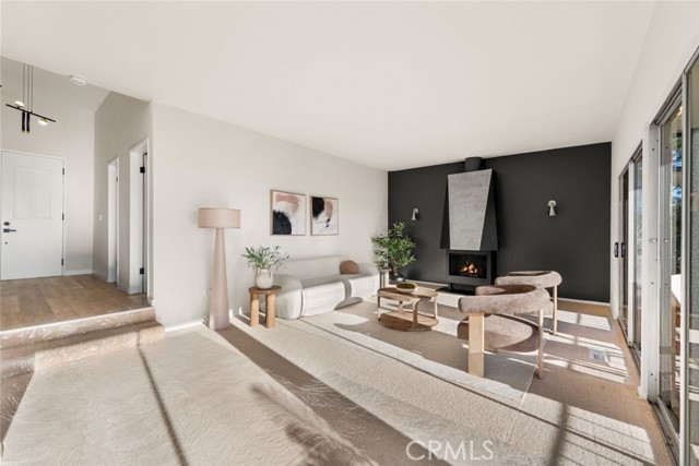 Detail Gallery Image 12 of 75 For 7426 Mulholland Dr, Los Angeles,  CA 90046 - 2 Beds | 2 Baths