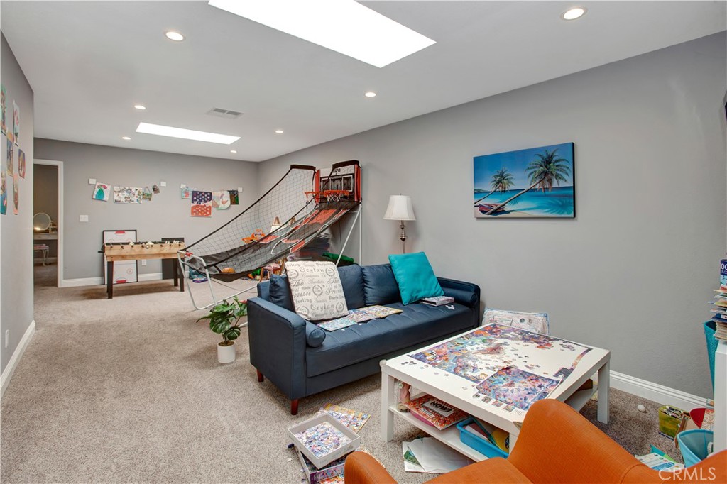 MLS #OC25234819 image #11