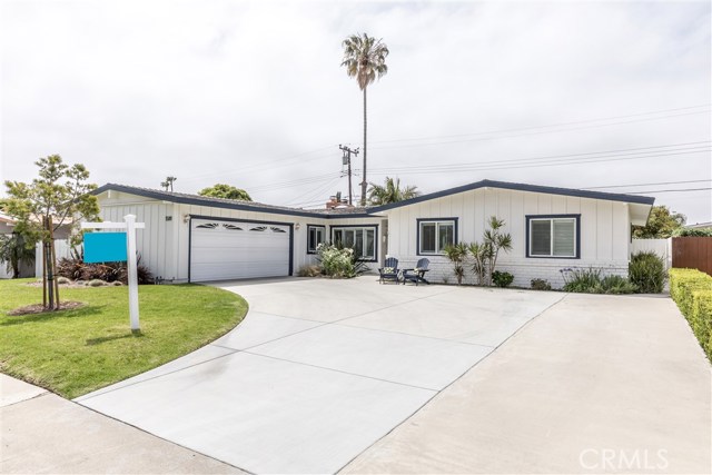 1589 Ponderosa St, Costa Mesa, CA 92626