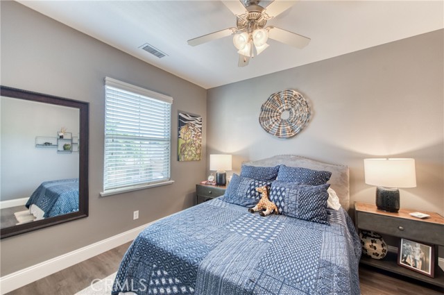 Detail Gallery Image 22 of 47 For 5272 W King Fisher Ln, Fresno,  CA 93722 - 4 Beds | 2/1 Baths