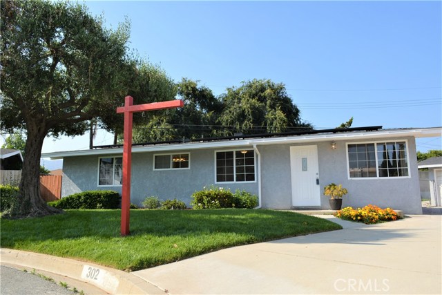 302 S Worthy Dr, Glendora, CA 91741