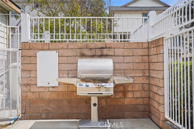 Detail Gallery Image 40 of 50 For 11150 Glenoaks Bld #18,  Pacoima,  CA 91331 - 2 Beds | 2 Baths