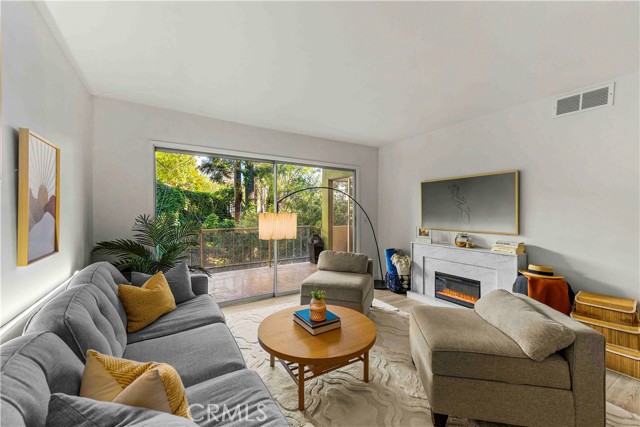 Detail Gallery Image 5 of 32 For 1301 S Atlantic 231c,  Monterey Park,  CA 91754 - 2 Beds | 2 Baths