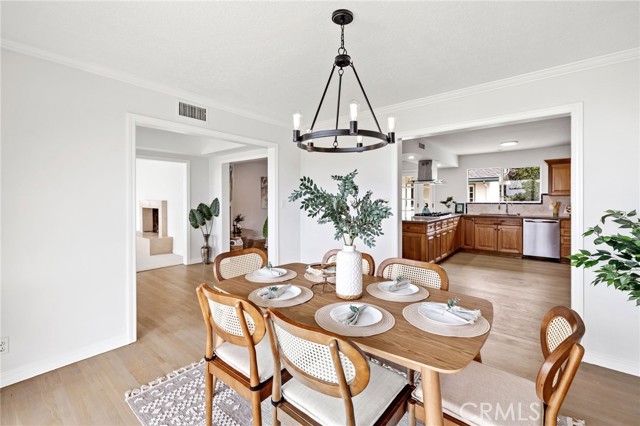 Detail Gallery Image 4 of 39 For 2808 via Anacapa, Palos Verdes Estates,  CA 90274 - 4 Beds | 2 Baths