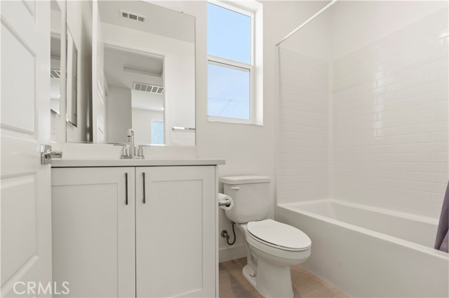 Detail Gallery Image 31 of 47 For 1544 W Plaza Del Amo, Torrance,  CA 90501 - 3 Beds | 2/1 Baths