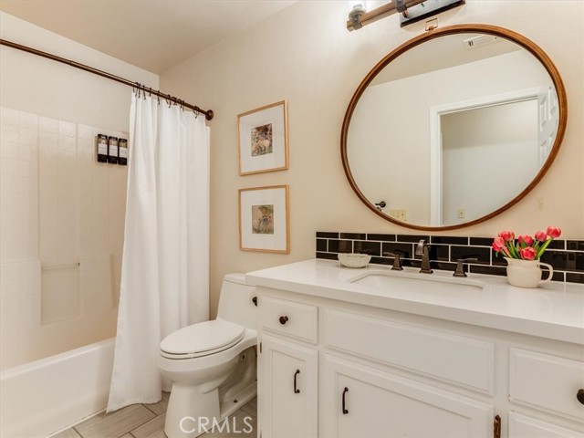 35 Aurora Way, Templeton CA: https://media.crmls.org/medias/3e3e6961-5840-4d0c-9a85-d9c06732b491.jpg