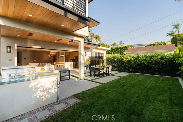1721 Oak Avenue, Manhattan Beach CA: https://media.crmls.org/medias/3e3e9d30-47d3-49ab-a81d-c8736af2656b.jpg