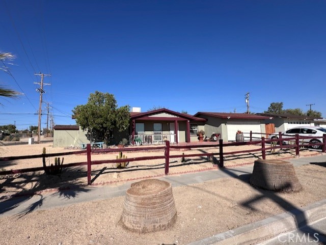 Detail Gallery Image 2 of 32 For 25478 Ash Rd, Barstow,  CA 92311 - 4 Beds | 2 Baths