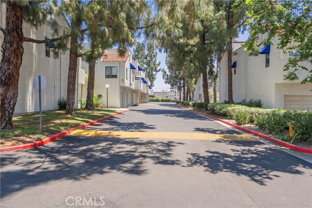623 Park Shadow Court, Baldwin Park CA: https://media.crmls.org/medias/3e3ee4d4-ee3e-40f5-b205-41311c3f8bba.jpg
