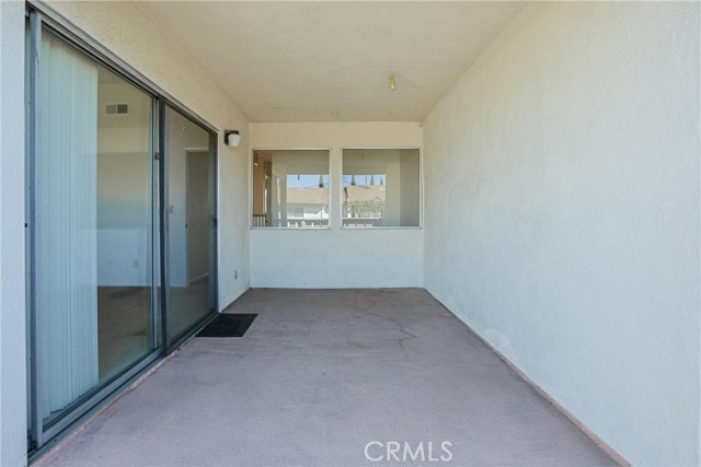 Detail Gallery Image 26 of 36 For 5106 W 1st, Santa Ana,  CA 92703 - 3 Beds | 2/1 Baths
