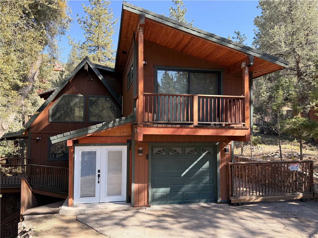 2208 Bernina Dr