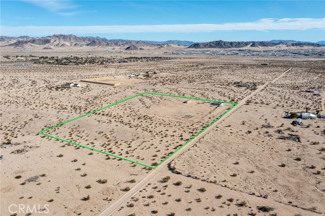 71522 Winters Road, 29 Palms CA: https://media.crmls.org/medias/3e41867e-c69a-4ff7-b16b-78aa3b7dd497.jpg