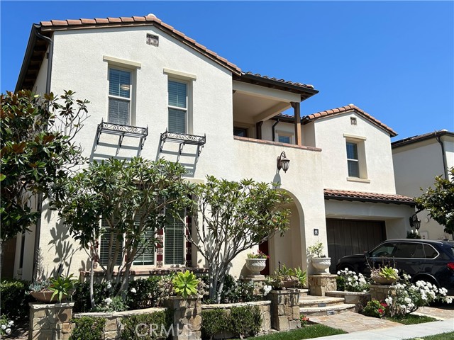 73 Dunmore, Irvine CA: https://media.crmls.org/medias/3e420764-05c3-48e6-98c2-93d99bb507ef.jpg