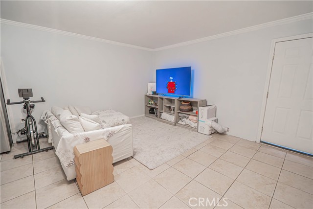 Detail Gallery Image 15 of 42 For 15543 Dearborn, North Hills,  CA 91343 - 4 Beds | 2 Baths