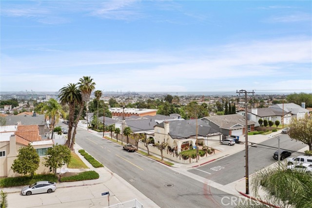 Detail Gallery Image 37 of 44 For 243 S Hanford, San Pedro,  CA 90732 - 3 Beds | 2 Baths