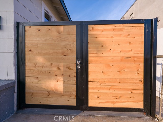 Detail Gallery Image 50 of 59 For 3453 Estrada, Los Angeles,  CA 90023 - 2 Beds | 2 Baths