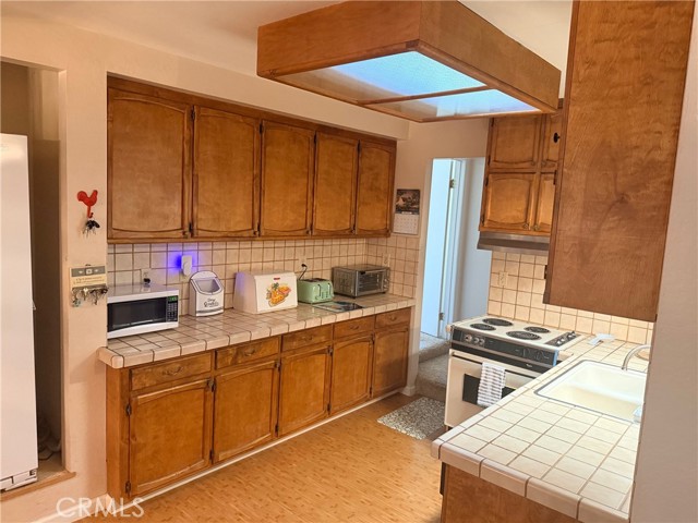 Detail Gallery Image 15 of 64 For 5129 Toyon, Paradise,  CA 95969 - 3 Beds | 3/1 Baths