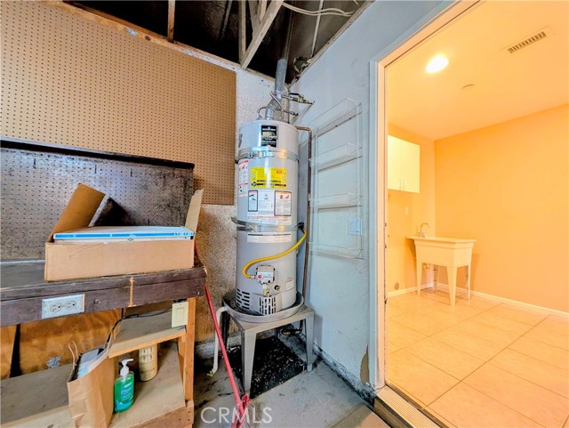 128 Channing Street, Redlands CA: https://media.crmls.org/medias/3e441ad7-fe38-42b2-b5a5-9bde4a0cac13.jpg