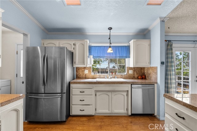 16818 Koch Street, Mojave CA: https://media.crmls.org/medias/3e4442dd-a821-46cb-b125-e59454a2a122.jpg