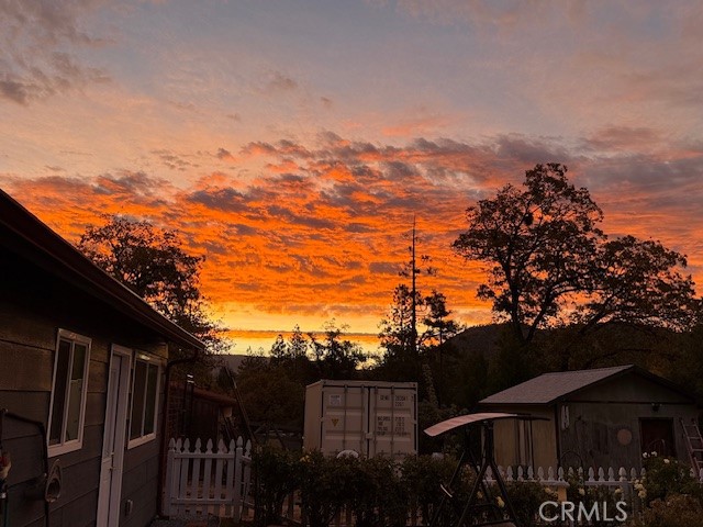 Detail Gallery Image 51 of 67 For 39468 Summit Dr, Oakhurst,  CA 93644 - 4 Beds | 3 Baths