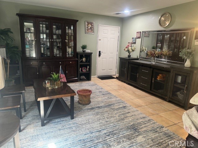 Detail Gallery Image 9 of 20 For 15313 Coleen St, Fontana,  CA 92337 - 4 Beds | 2/1 Baths