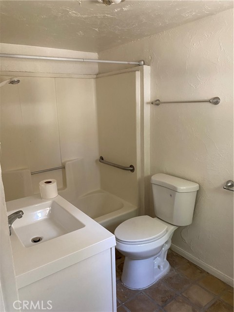 Detail Gallery Image 10 of 10 For 19216 Kendell, Devore,  CA 92407 - 0 Beds | 1 Baths