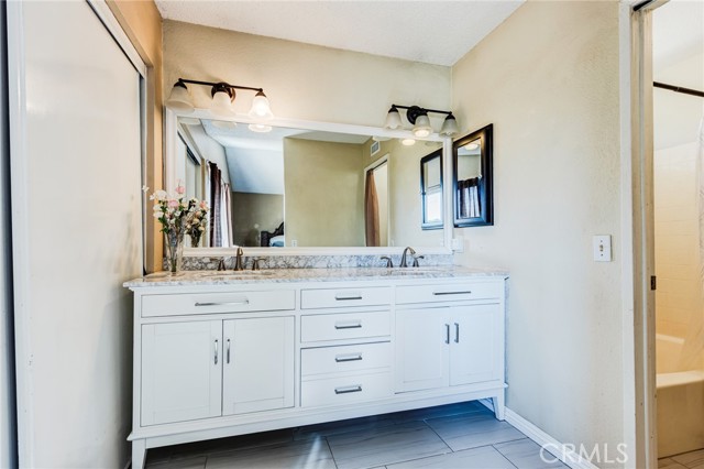 Detail Gallery Image 25 of 44 For 490 Hacienda Ave, Perris,  CA 92571 - 4 Beds | 2/1 Baths