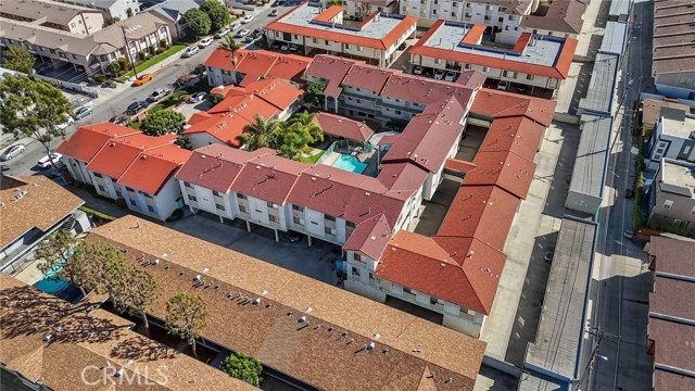 Detail Gallery Image 17 of 17 For 14405 Cerise Ave #29,  Hawthorne,  CA 90250 - 2 Beds | 2 Baths