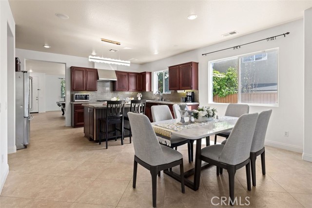 Detail Gallery Image 8 of 37 For 12232 Brianwood Dr, Riverside,  CA 92503 - 4 Beds | 2 Baths