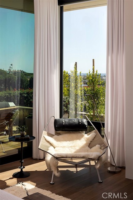 Detail Gallery Image 16 of 36 For 624 Ramona, Corona Del Mar,  CA 92625 - 4 Beds | 3/1 Baths