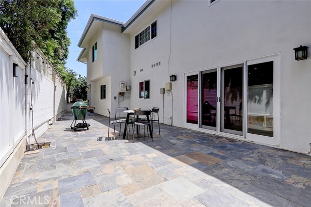 2615 Valley Drive, Manhattan Beach, California 90266, 5 Bedrooms Bedrooms, ,4 BathroomsBathrooms,Residential,Sold,Valley,SB22170134