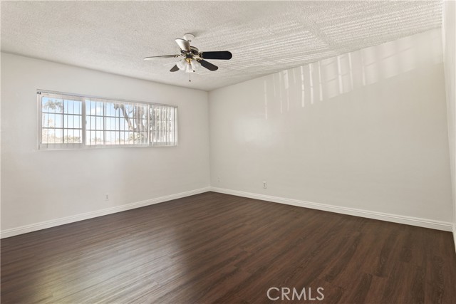 428 Mountain View, Long Beach CA: https://media.crmls.org/medias/3e491ae1-7821-4e6d-afa3-deb5e3e41214.jpg