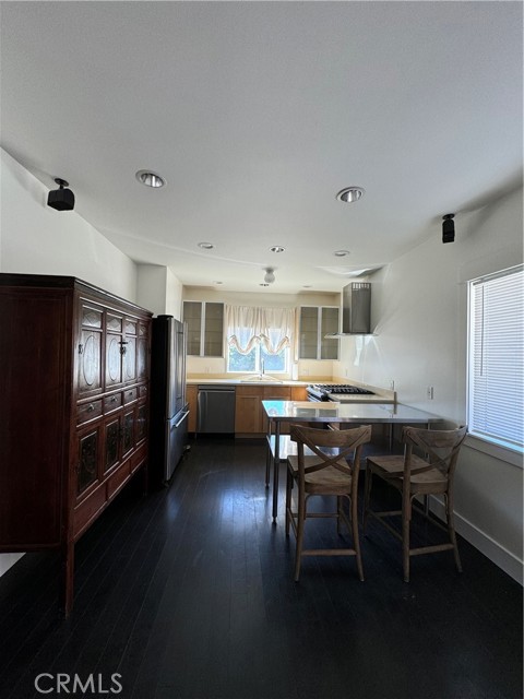 Detail Gallery Image 15 of 17 For 428 S Pacific Coast, Redondo Beach,  CA 90277 - 1 Beds | 1 Baths