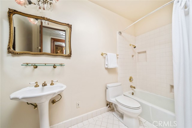 Detail Gallery Image 31 of 74 For 533 E Sierra Madre Ave, Glendora,  CA 91741 - 8 Beds | 7/1 Baths