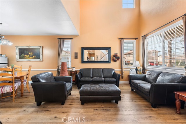 Detail Gallery Image 6 of 50 For 5522 Lighthouse Ln, Palmdale,  CA 93552 - 6 Beds | 3 Baths