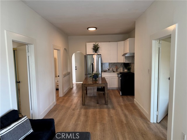 315 N Alvarado Street, Los Angeles CA: https://media.crmls.org/medias/3e4a22de-e429-4bea-bff9-735c619a832c.jpg