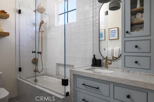 Detail Gallery Image 21 of 35 For 26 Spanish Bay, Newport Beach,  CA 92660 - 5 Beds | 3 Baths