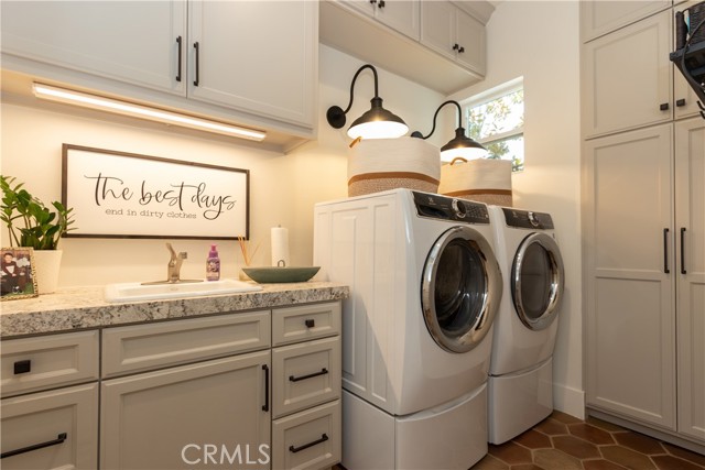 29919 Hidden Creek Drive, San Juan Capistrano CA: https://media.crmls.org/medias/3e4ae8a6-9955-4b22-a172-4f473e31d456.jpg